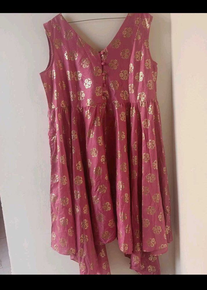 Sangria Pink &amp; Gold Sleeveless Kurta