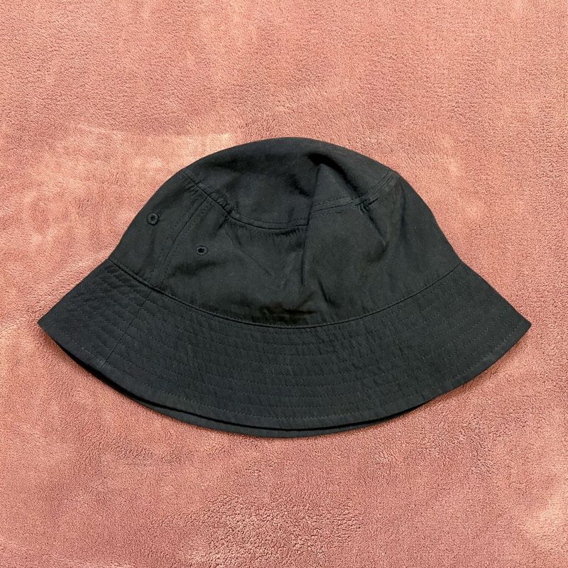 H&amp;M | Y2K Bucket Hat