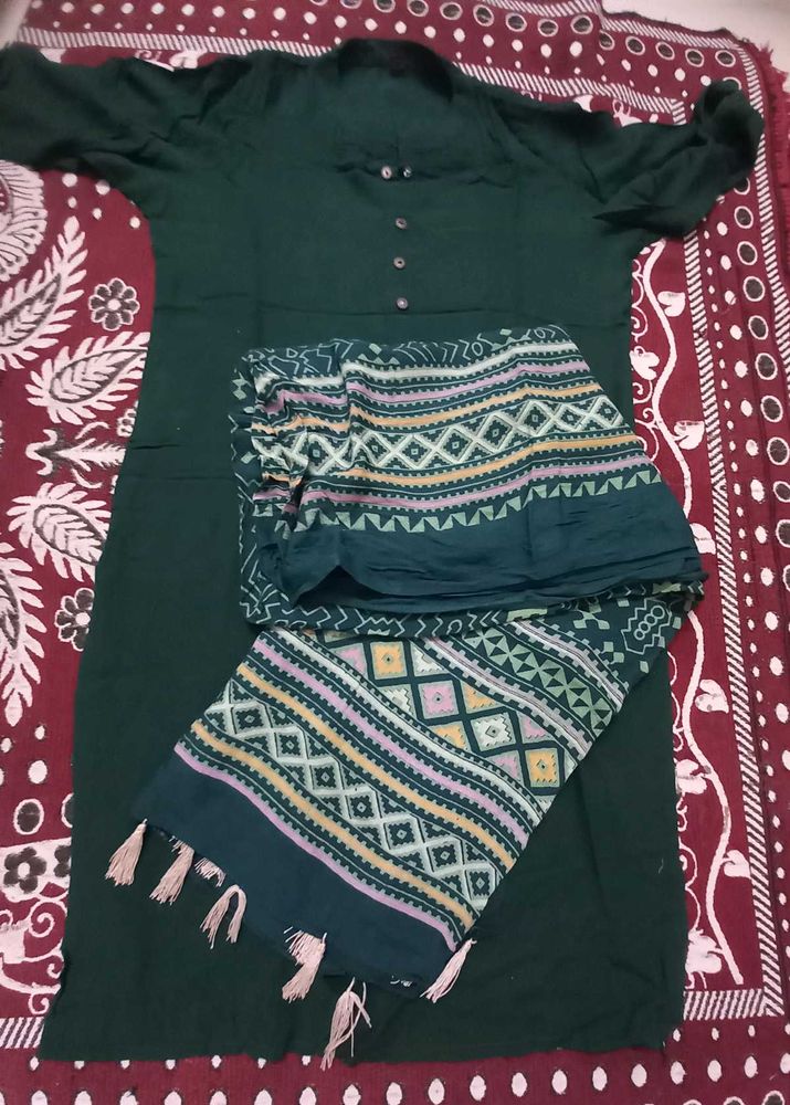 Stylish Dark Green Kurta with dupatta