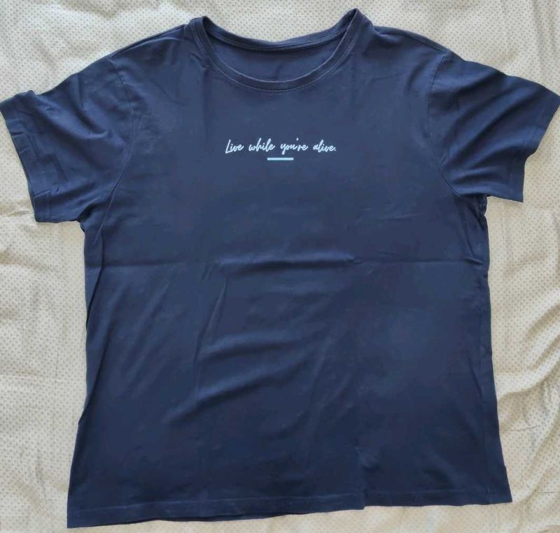 Men's Navy Blue Graphic T-Shirt