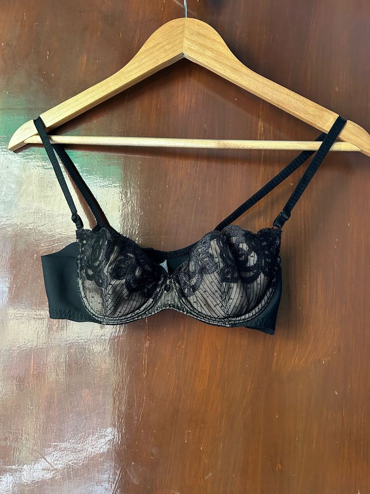 Lace Detail Bra