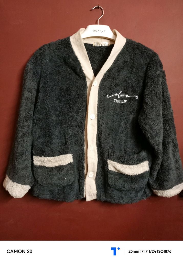 Upper Woolen Jacket