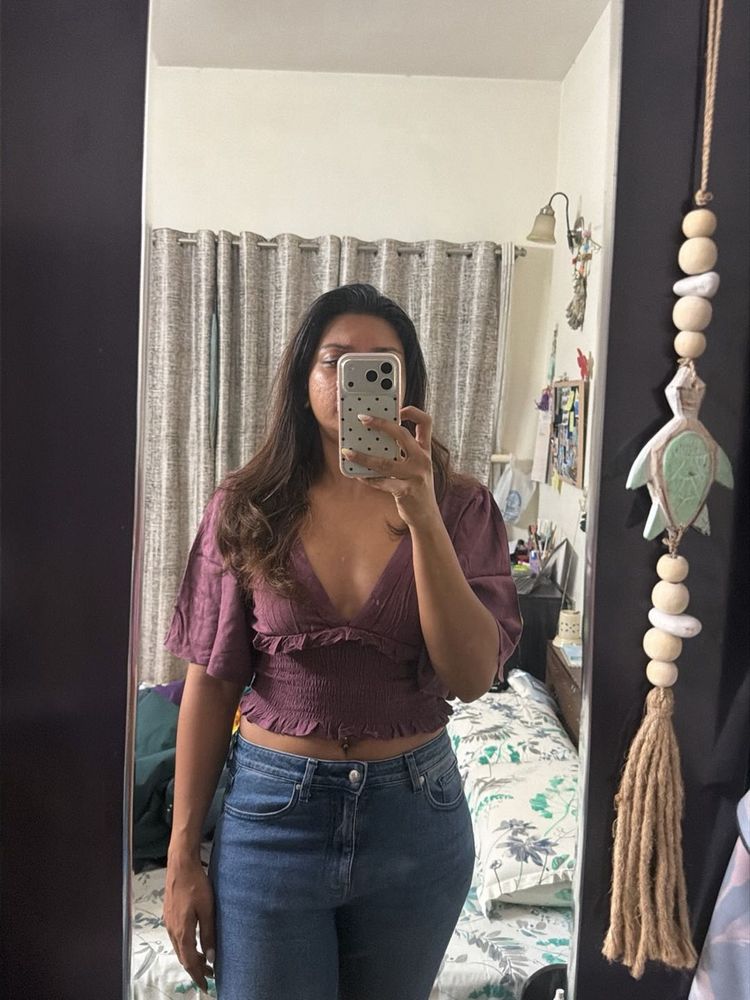 shane party crop top .