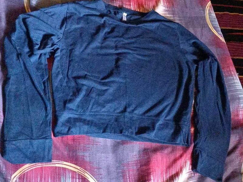 Navy Blue and maroon full sleevea top