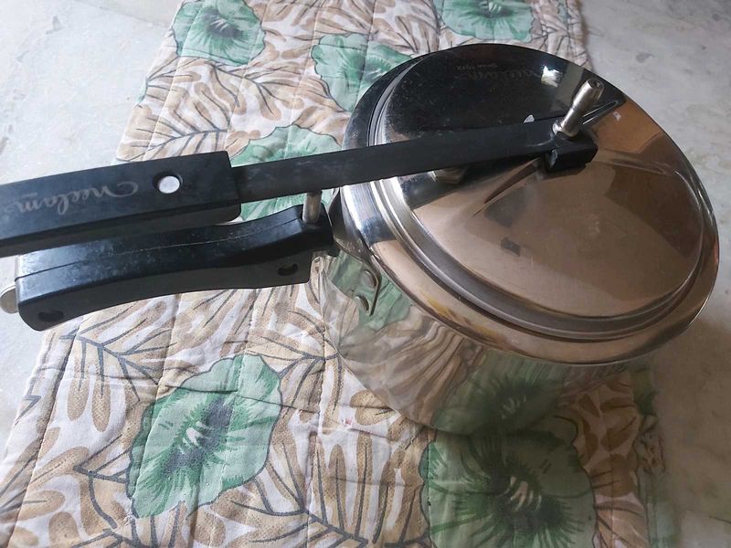 5l Stain Less Steel Cooker