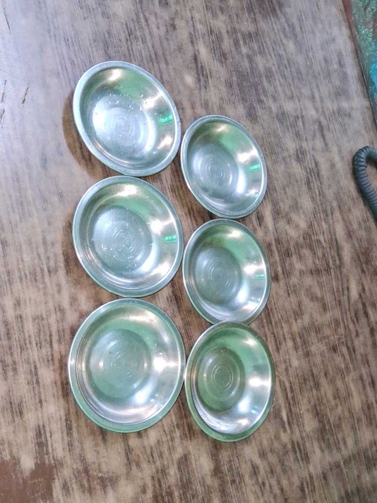 Set of 6 Vintage Metal Bowls