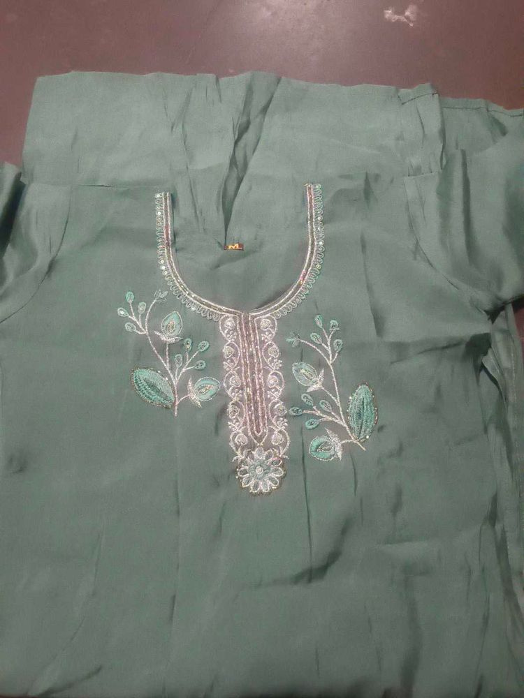 Embroidered Kurta Set