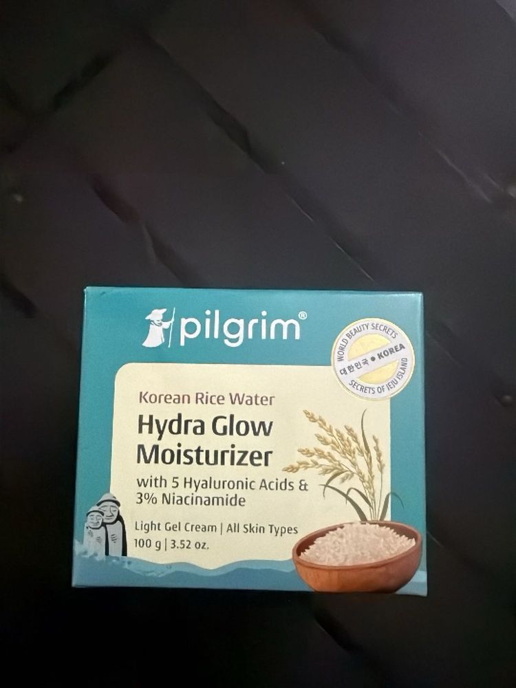 Pilgrim Hydra Glow Moisturizer