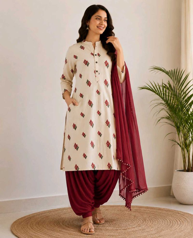 🩶❤️🤍 Kurta Dhoti with Maroon Duppata