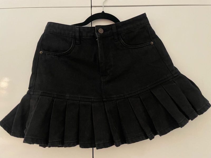Black Denim pleated Mini skirt