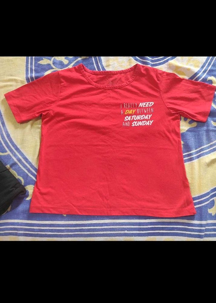 2 Easybuy Graphic Print T-Shirt
