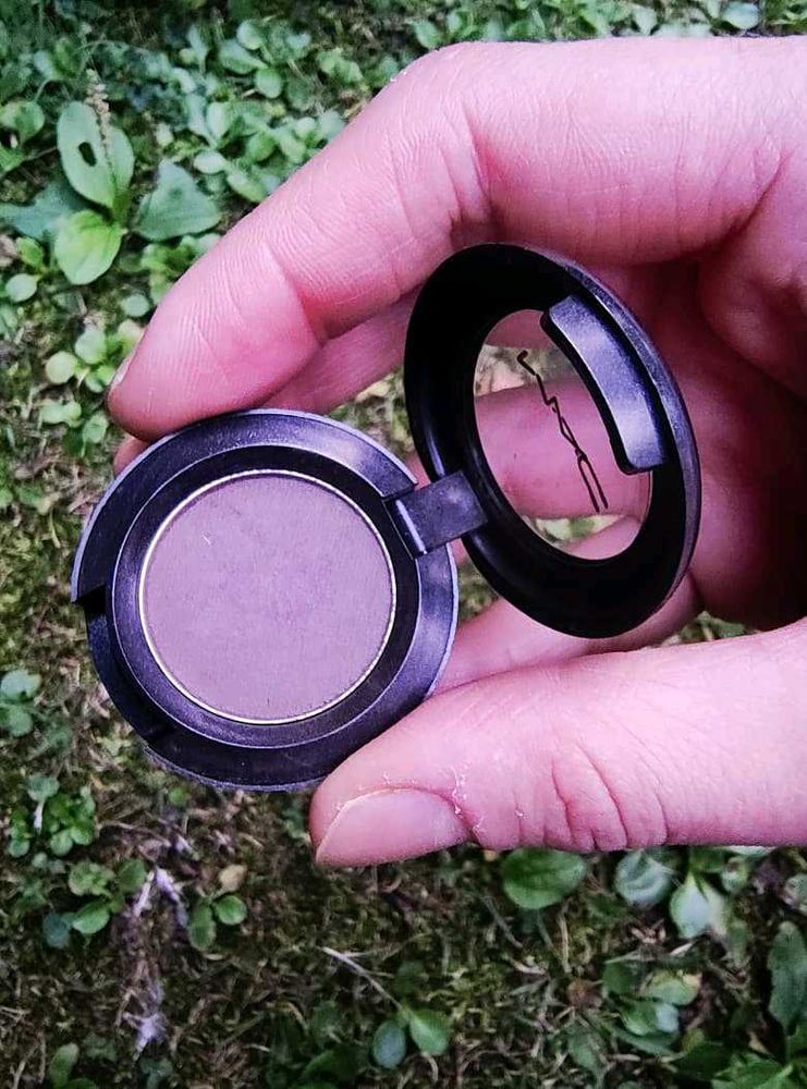Mac Brun Eyeshadow