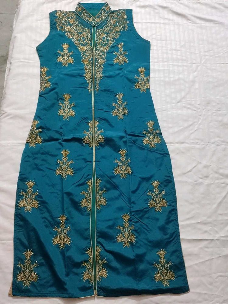 Teal Embroidered Ethnic Kurta