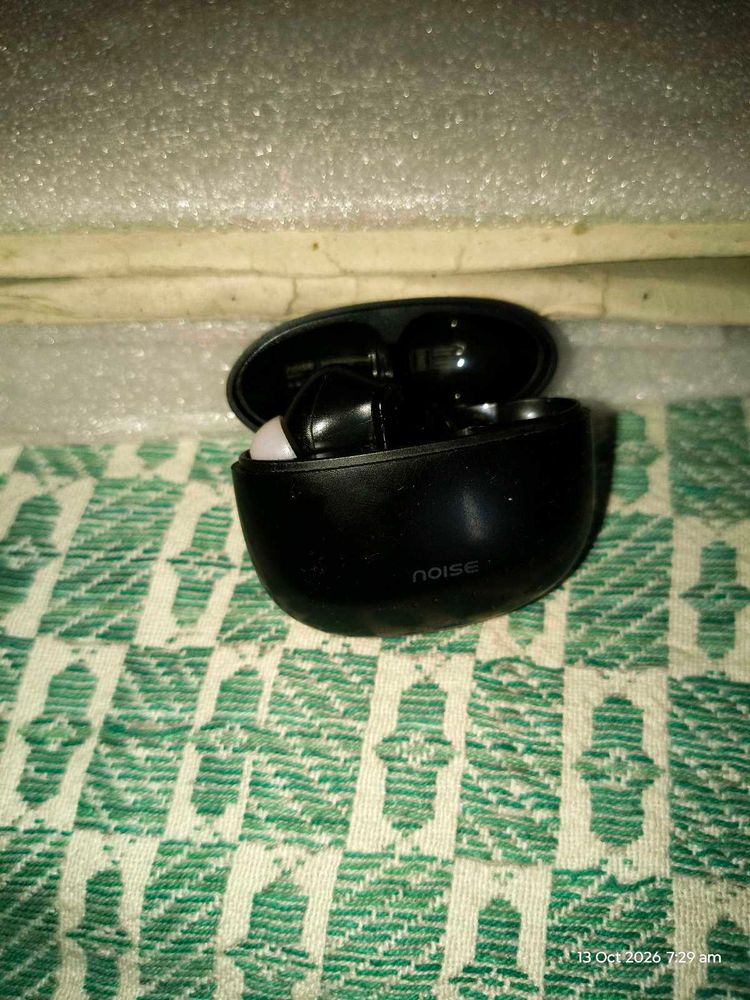 (Left side only) Noise Buds VS104  Earphon