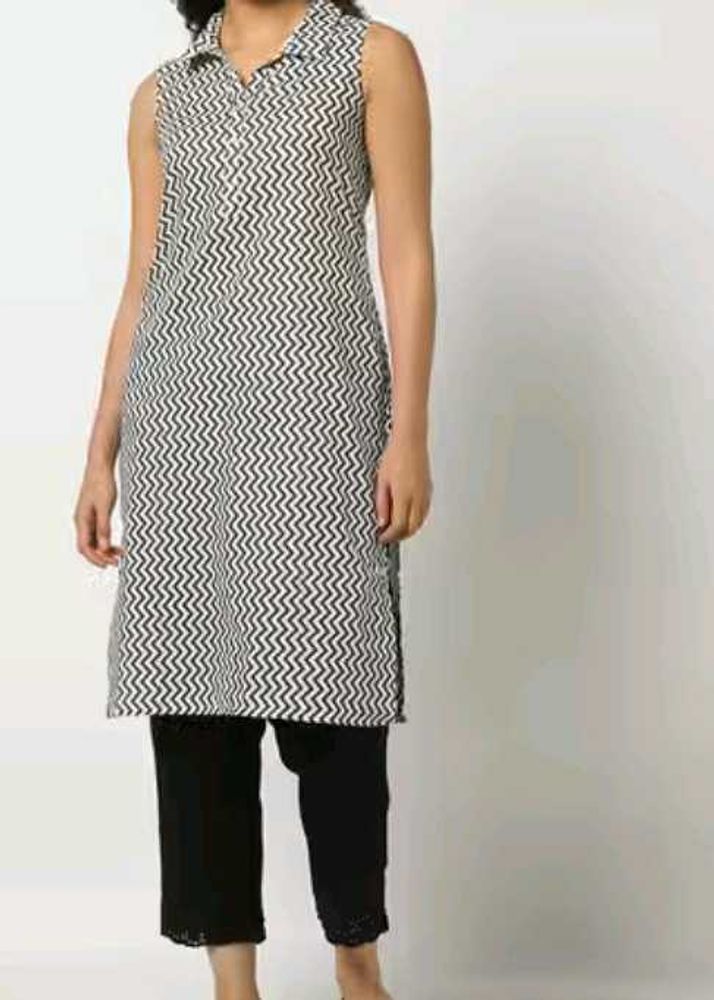 Sleeveless Zigzag Print Kurti