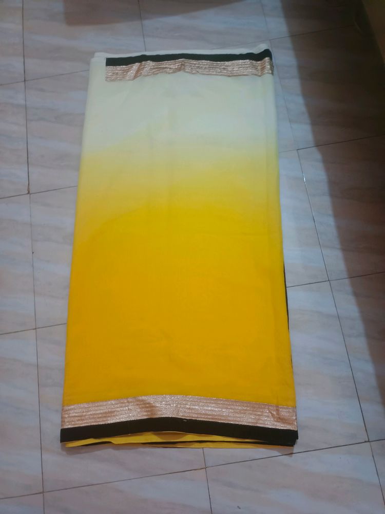 Simple Yellow Saree No Blouse