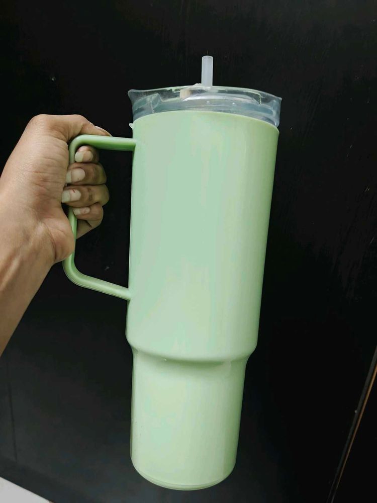 Large Tumbler with Handle and Straw