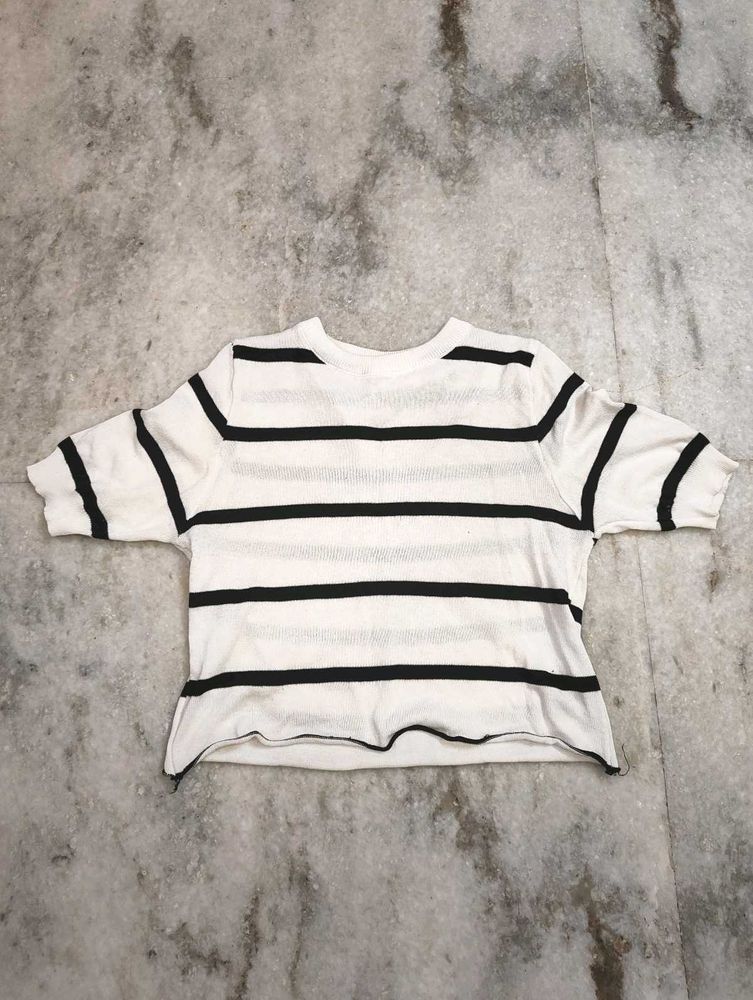 Chic Striped Knit Top