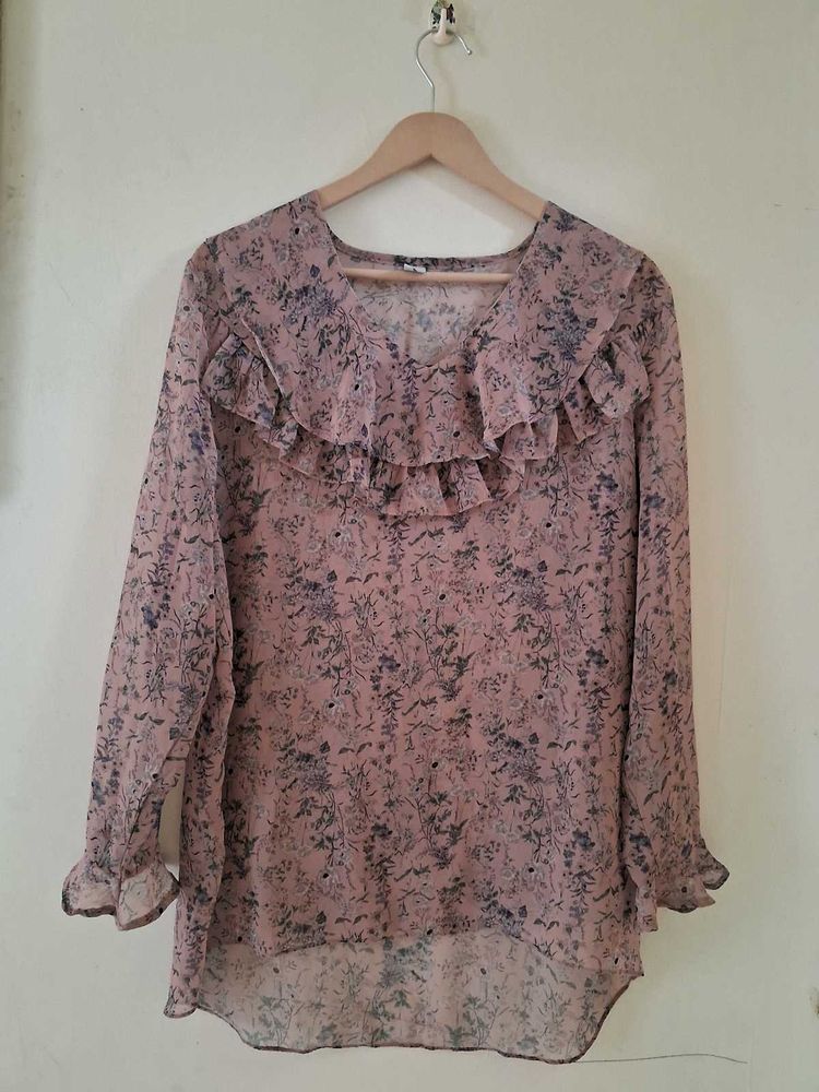Chic Ruffled Floral Blouse