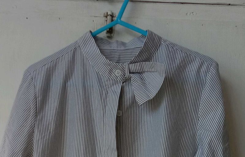 Women B&amp;W Striped Shirt with Statement Bow Collar