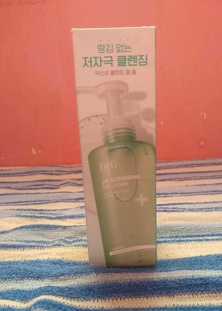Dr.G pH Cleansing Gel Foam