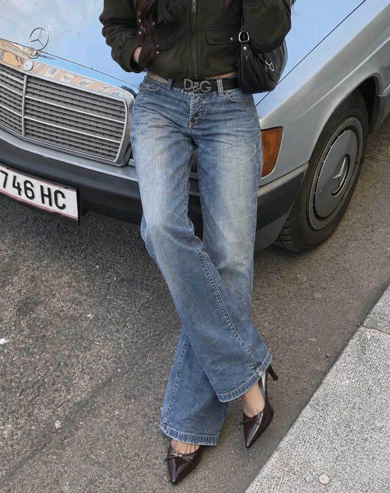 Y2k style!Levi’s Low-Waist Straight Leg Jeans