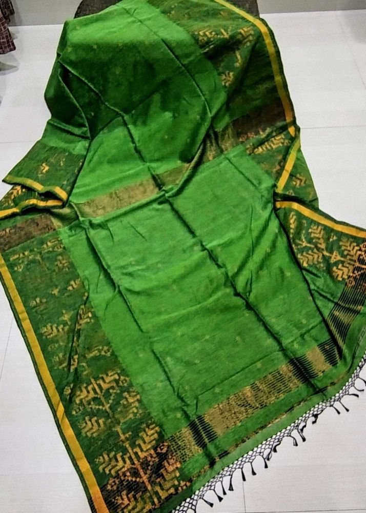 Brand new Vibrant Green Saree with Gold Print