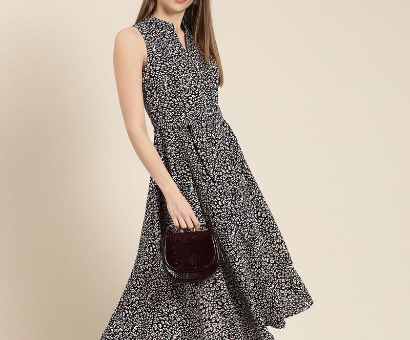 Chic Sleeveless Polka Dot Dress