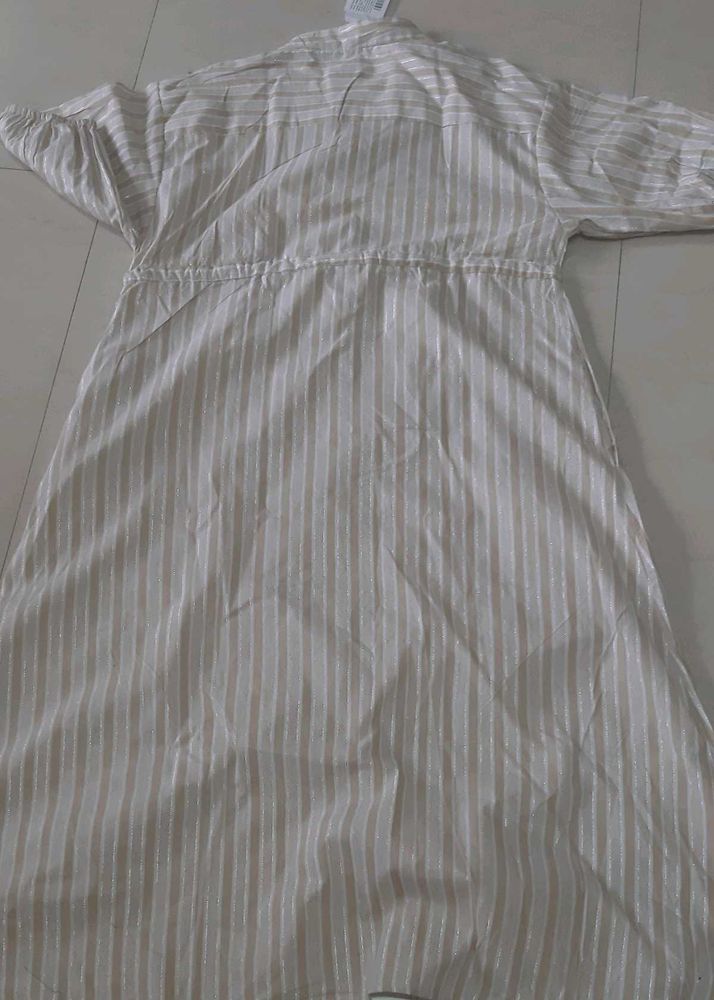NEW WITH TAG -Striped Midi Dress