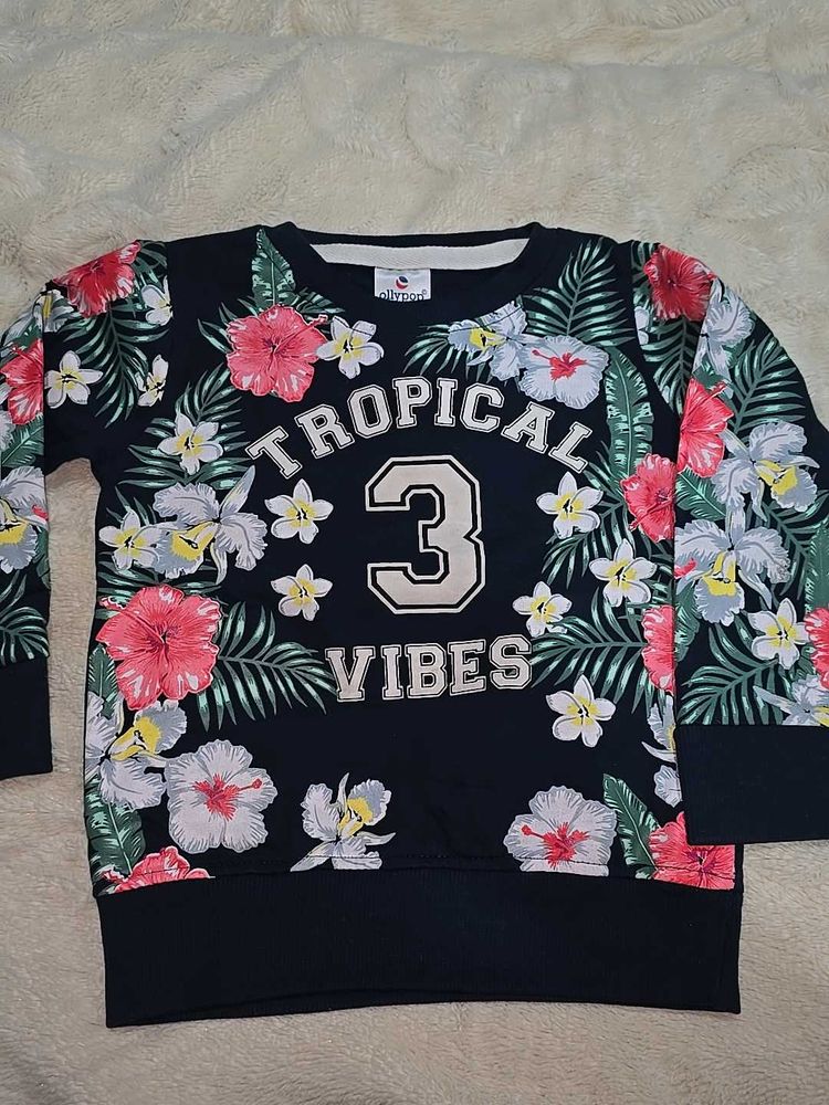 Tropical Vibes Graphic Sweatshirt