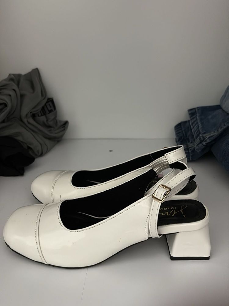 Chic White Slingback Heels size 38