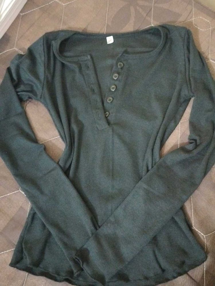 Black long Sleeve Henley Top