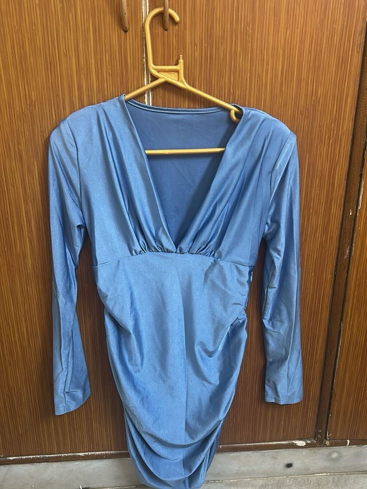 Chic Ruched V-Neck Dress