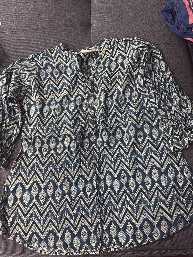 Stylish Blue Geometric Print Kurta