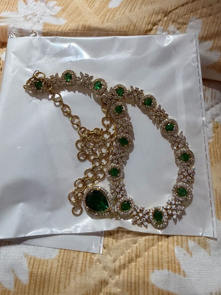 Emerald &amp; Diamond Necklace Set