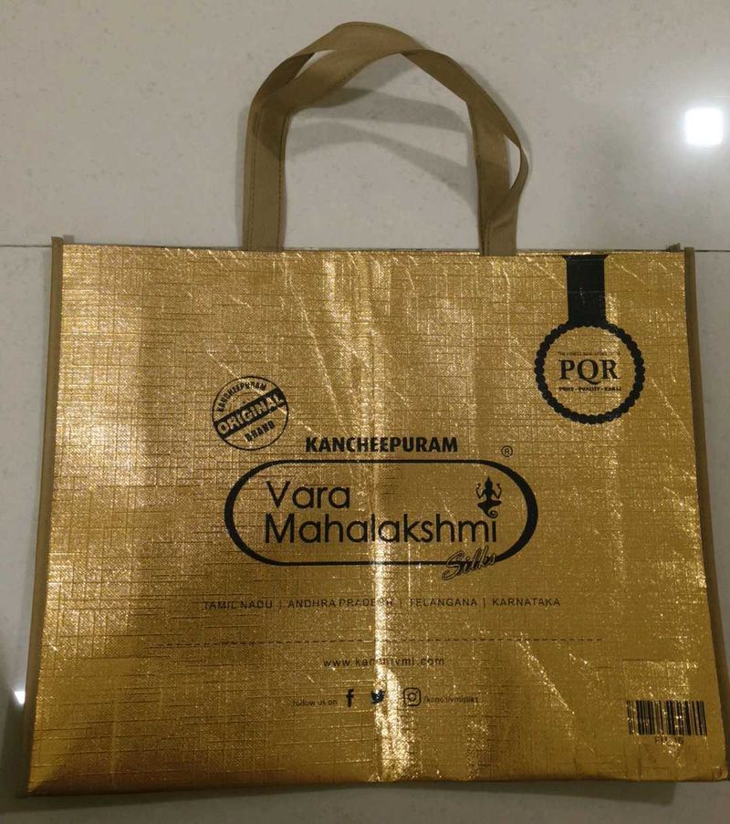 Elegant Stylish Gold Tote Bag