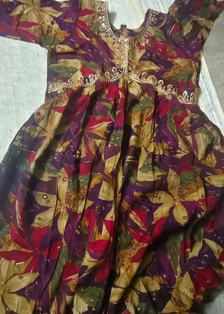 Beautiful Floral Print Kurta