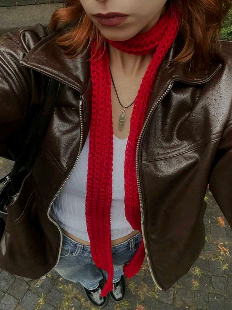 Red Knit Scarf - Cozy &amp; Stylish
