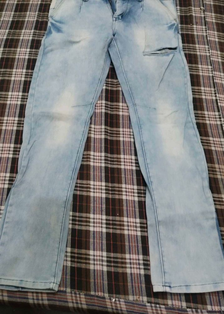 Light Wash Distressed Jeans