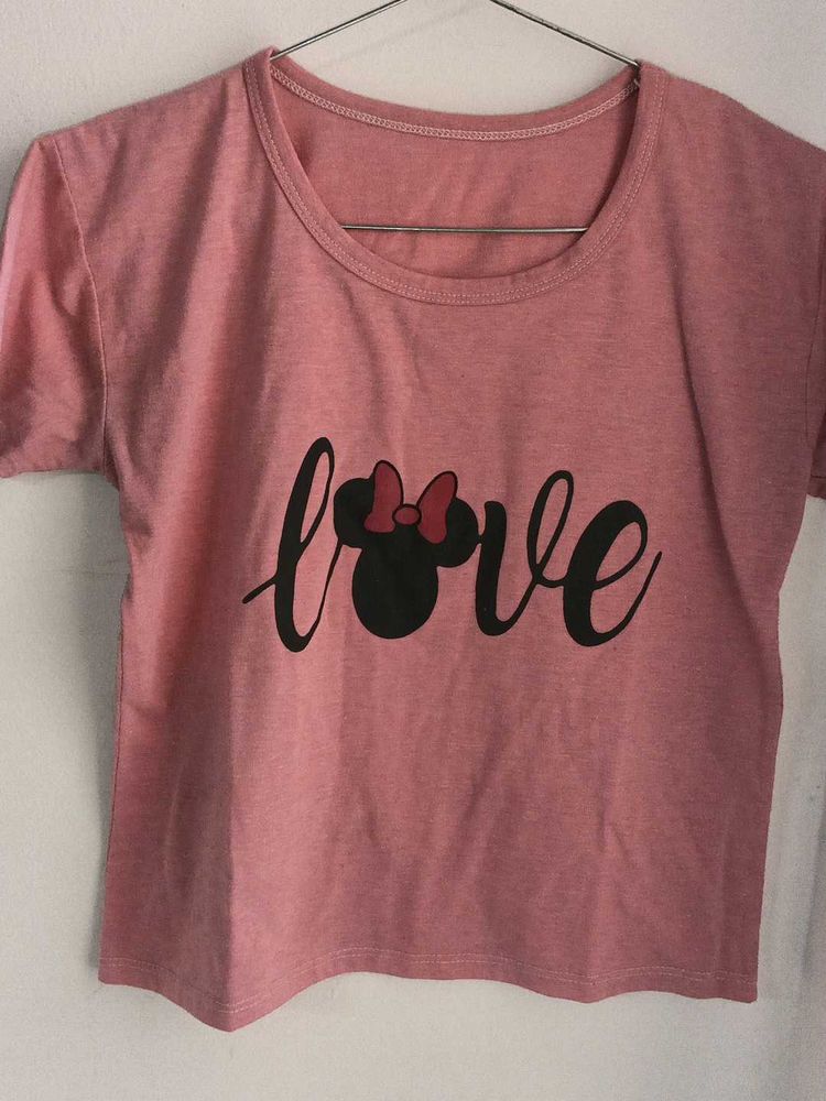 Cute Minnie Mouse "Love" T-Shirt