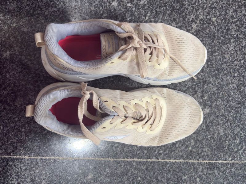 Women's Light Beige Sneakers