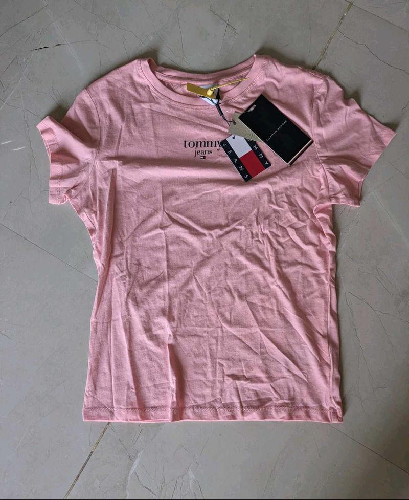 Pink Tommy Jeans T-Shirt