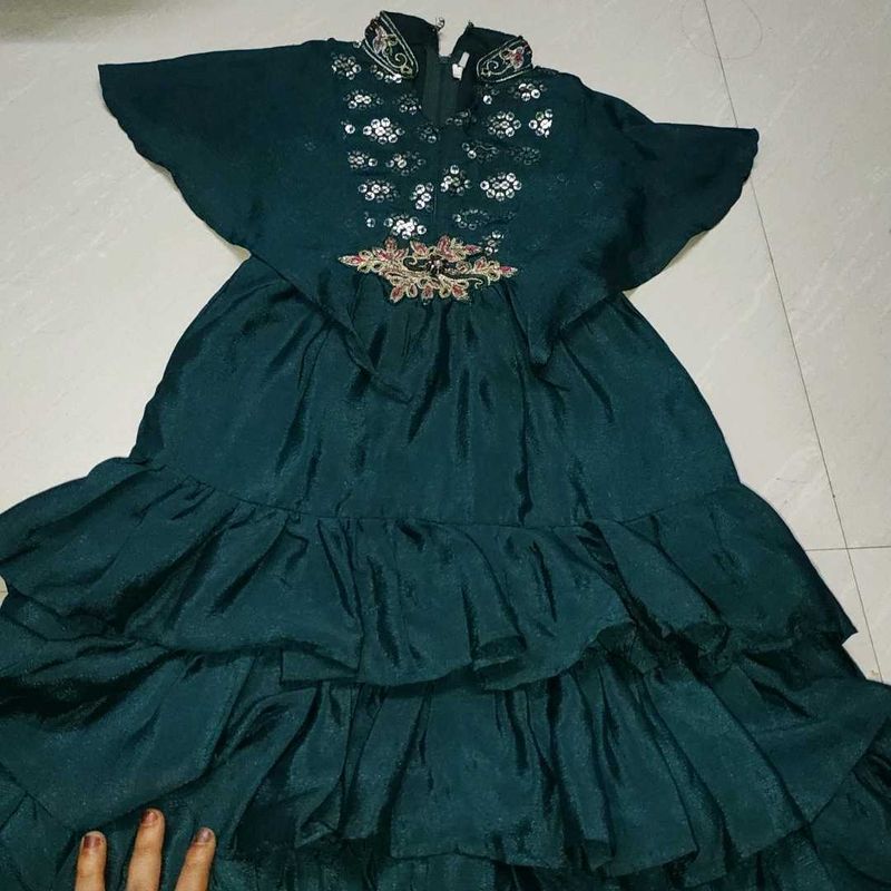 Emerald Green Ruffle Dress 2 To 4 Year Girl Cloth
