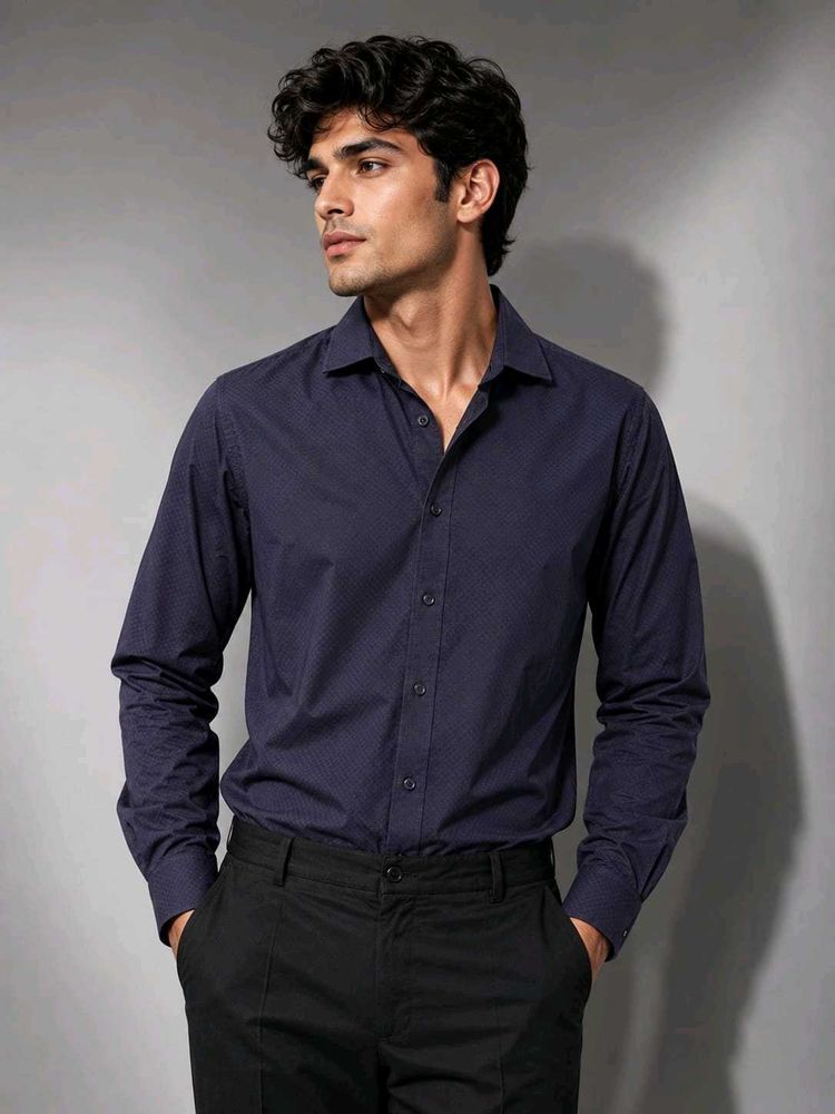 Men's Classic Fit Printed Shirt