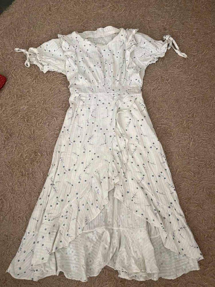 Chic Floral Print Wrap Dress