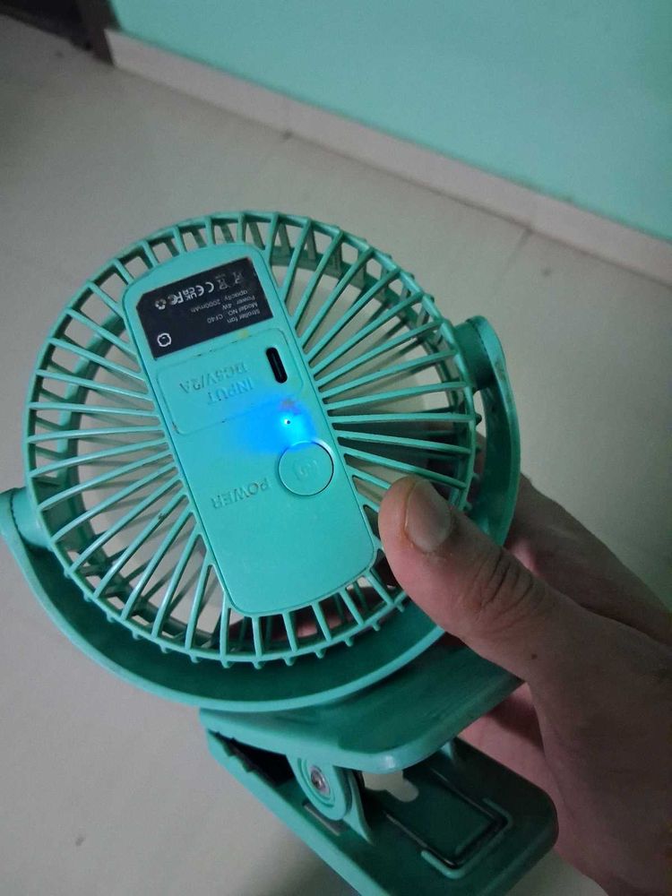 Clip-On Mini Fan