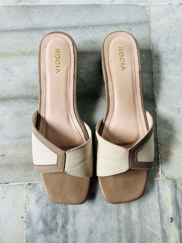 Stylish RocIA Block Heel Sandals