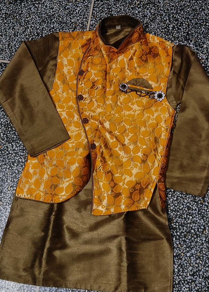 Men's Ethnic Kurta Set with Jacket