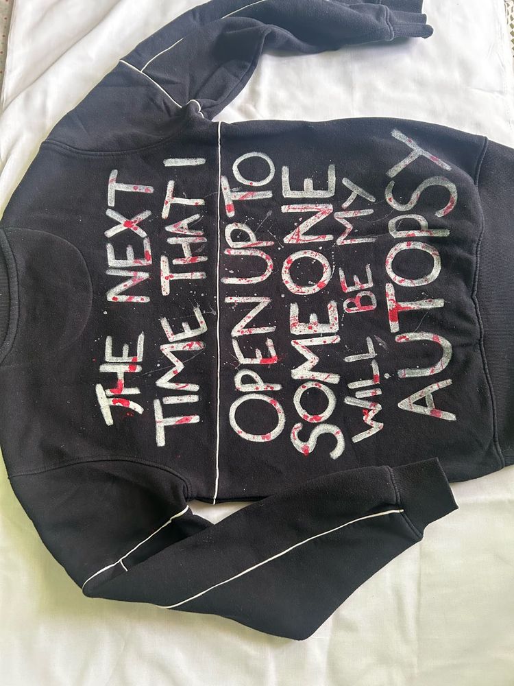 Graphic Print Black Sweatshirt