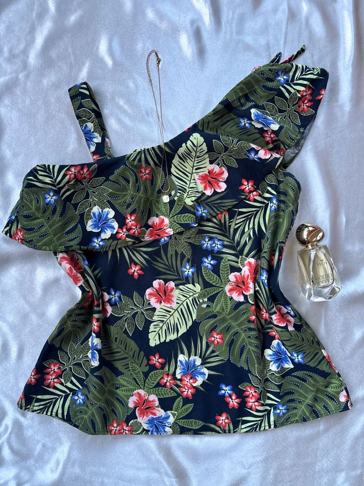 Tropical Floral One-Shoulder Top